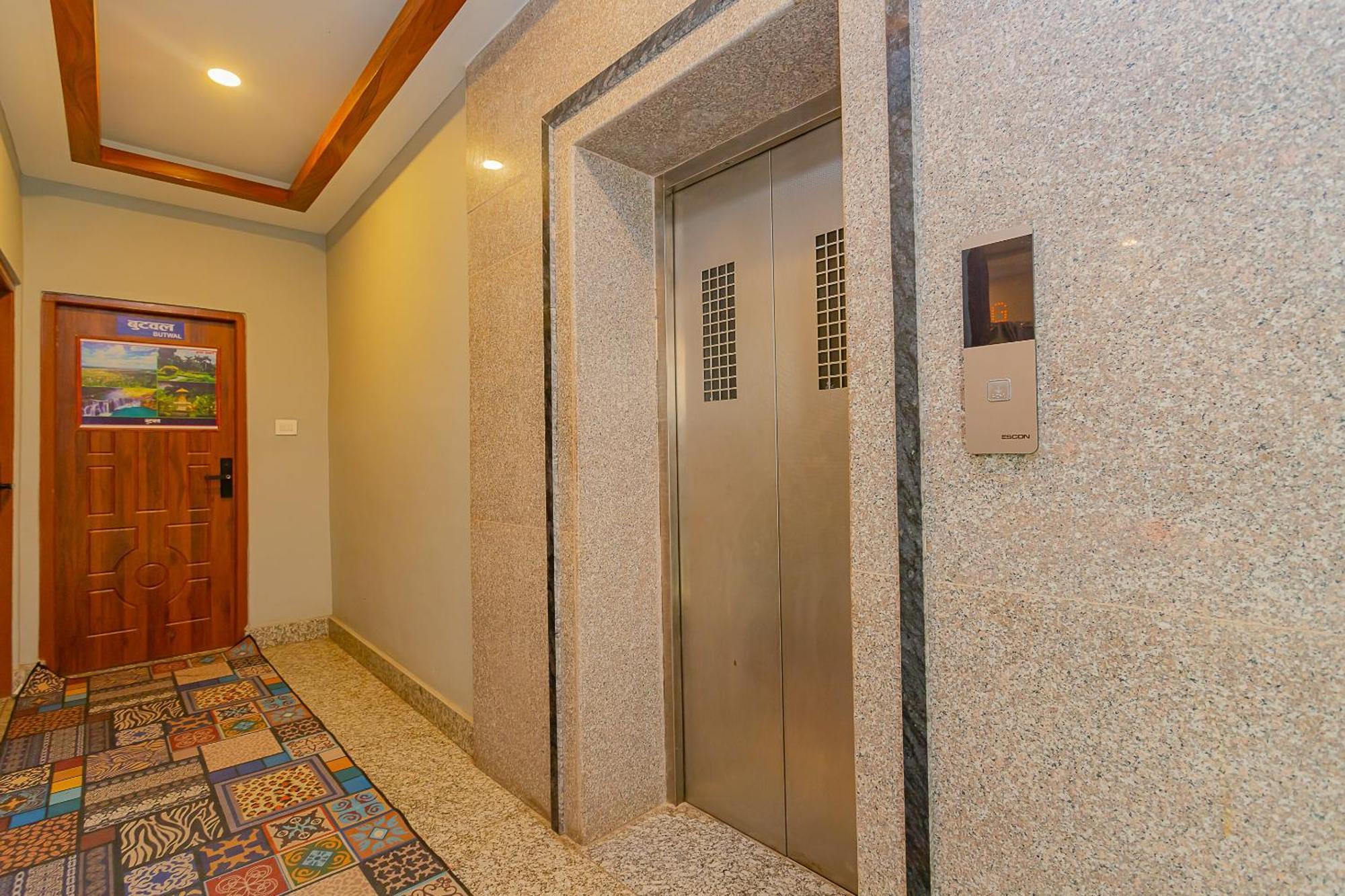 Oyo 799 Hotel Tik Tok Pvt Ltd. Kathmandu Exterior photo