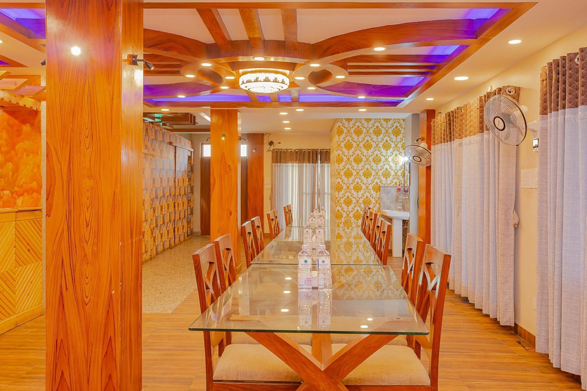 Oyo 799 Hotel Tik Tok Pvt Ltd. Kathmandu Exterior photo