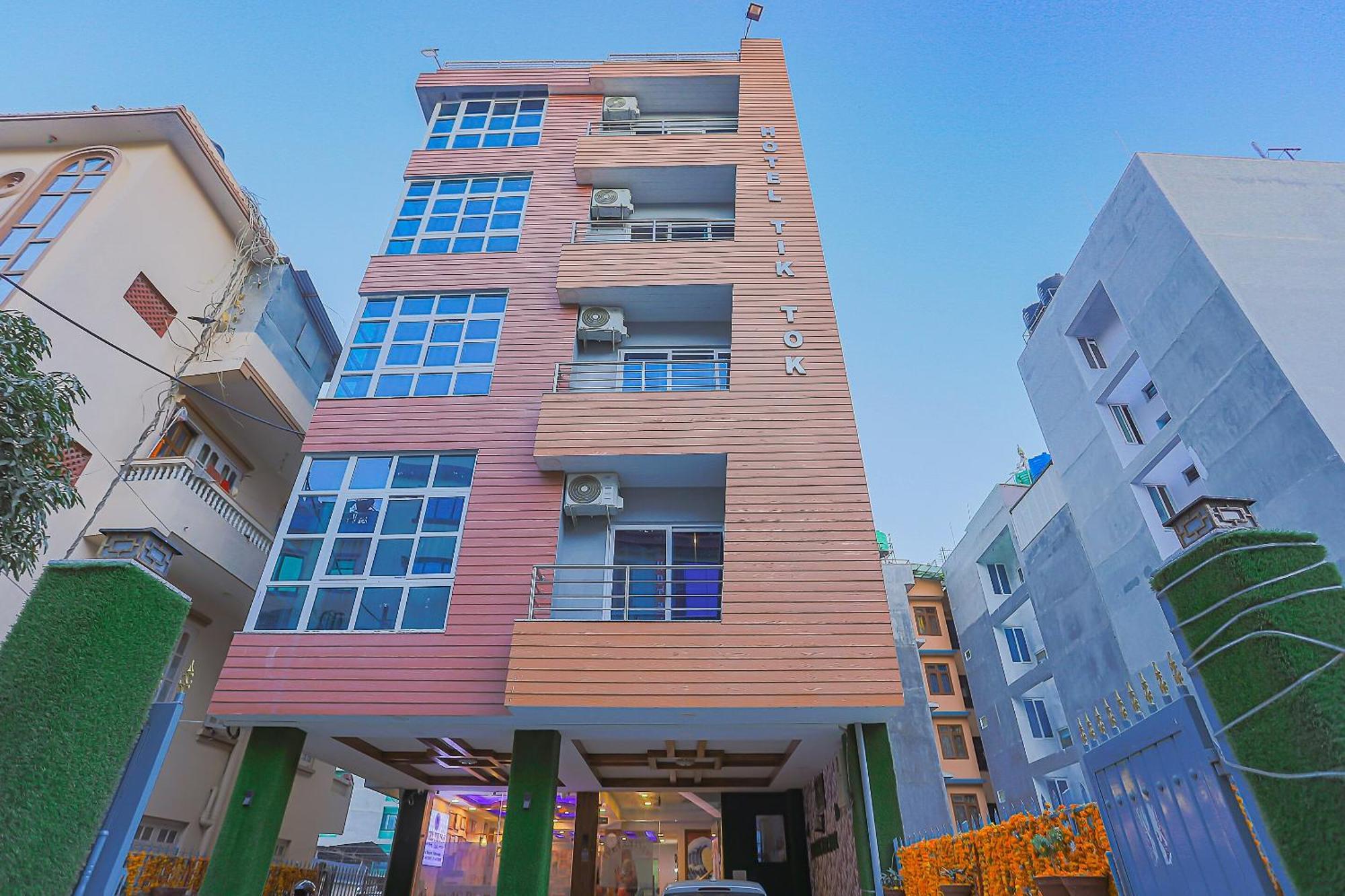 Oyo 799 Hotel Tik Tok Pvt Ltd. Kathmandu Exterior photo